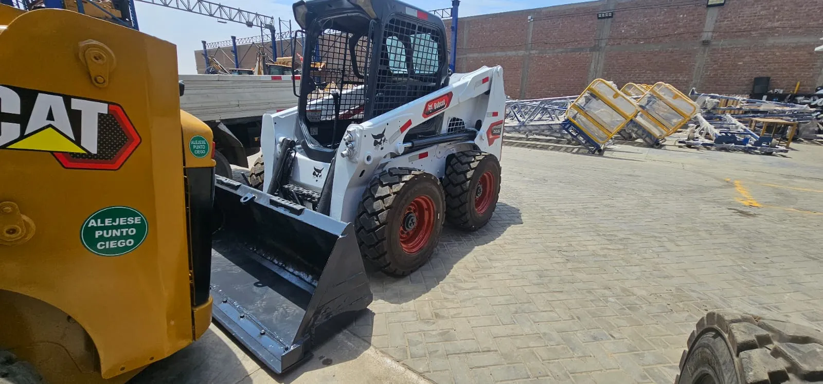 Minicargador BOBCAT S630 (2018)