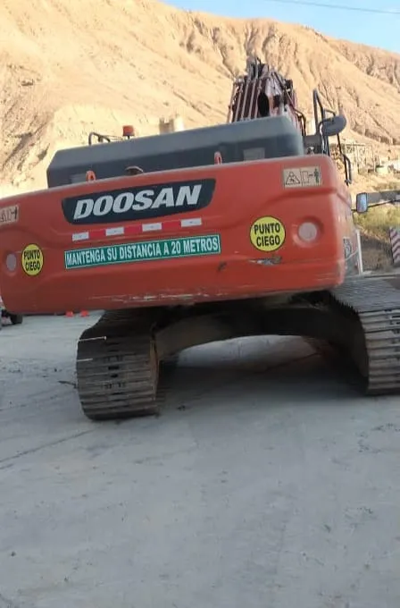 Excavadora sobre orugas DOOSAN DX340LC HD (2019)