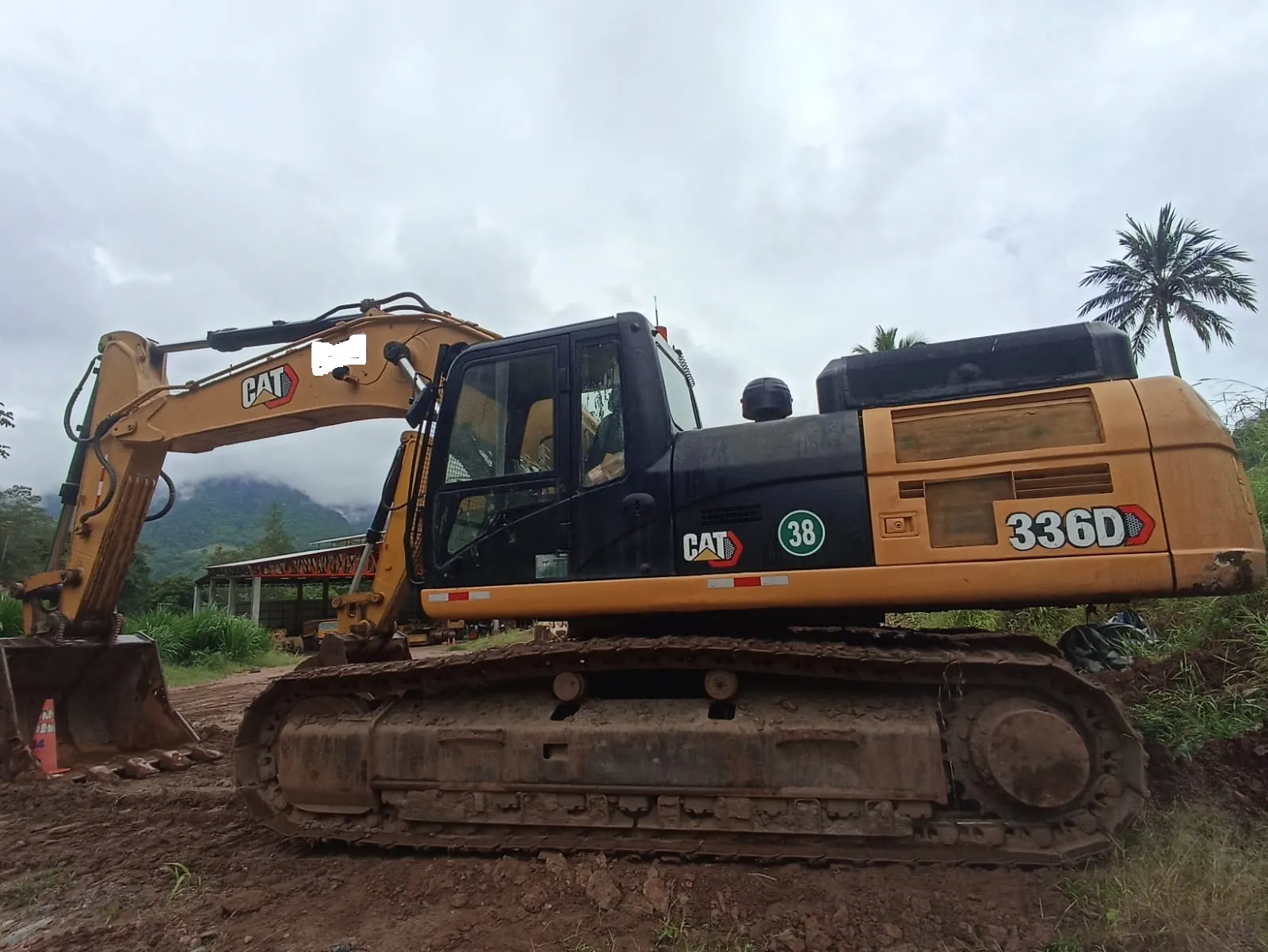 Excavadora CATERPILLAR 336 DL (2014) - Foto # 2