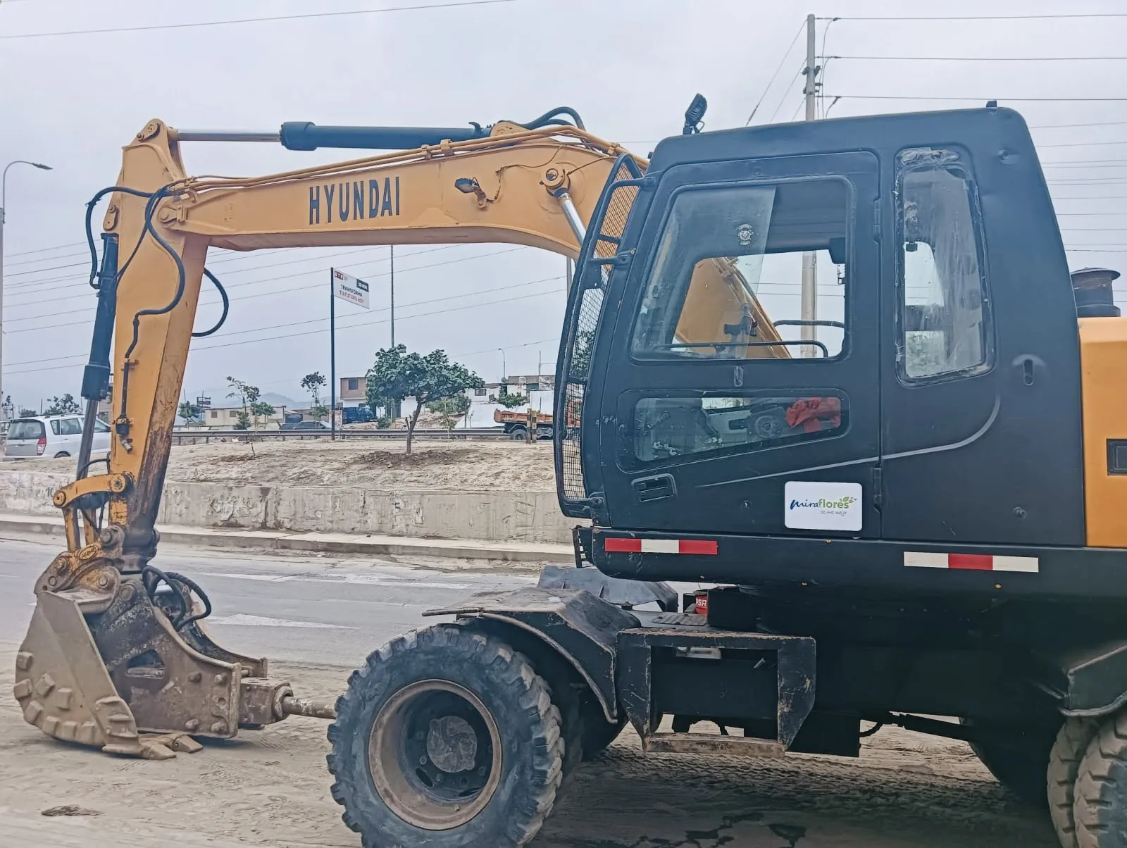 Excavadora HYUNDAI ROBEX 1400 W-7 (2005) - Foto # 3