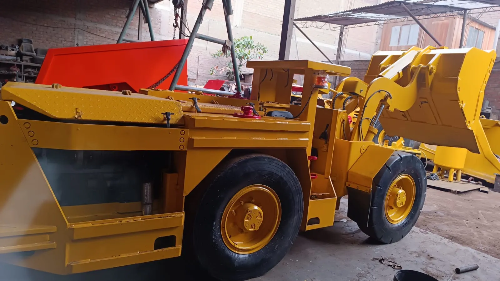 Cargador de bajo perfil ATLAS COPCO CTH-2500D (2020) - Foto # 3