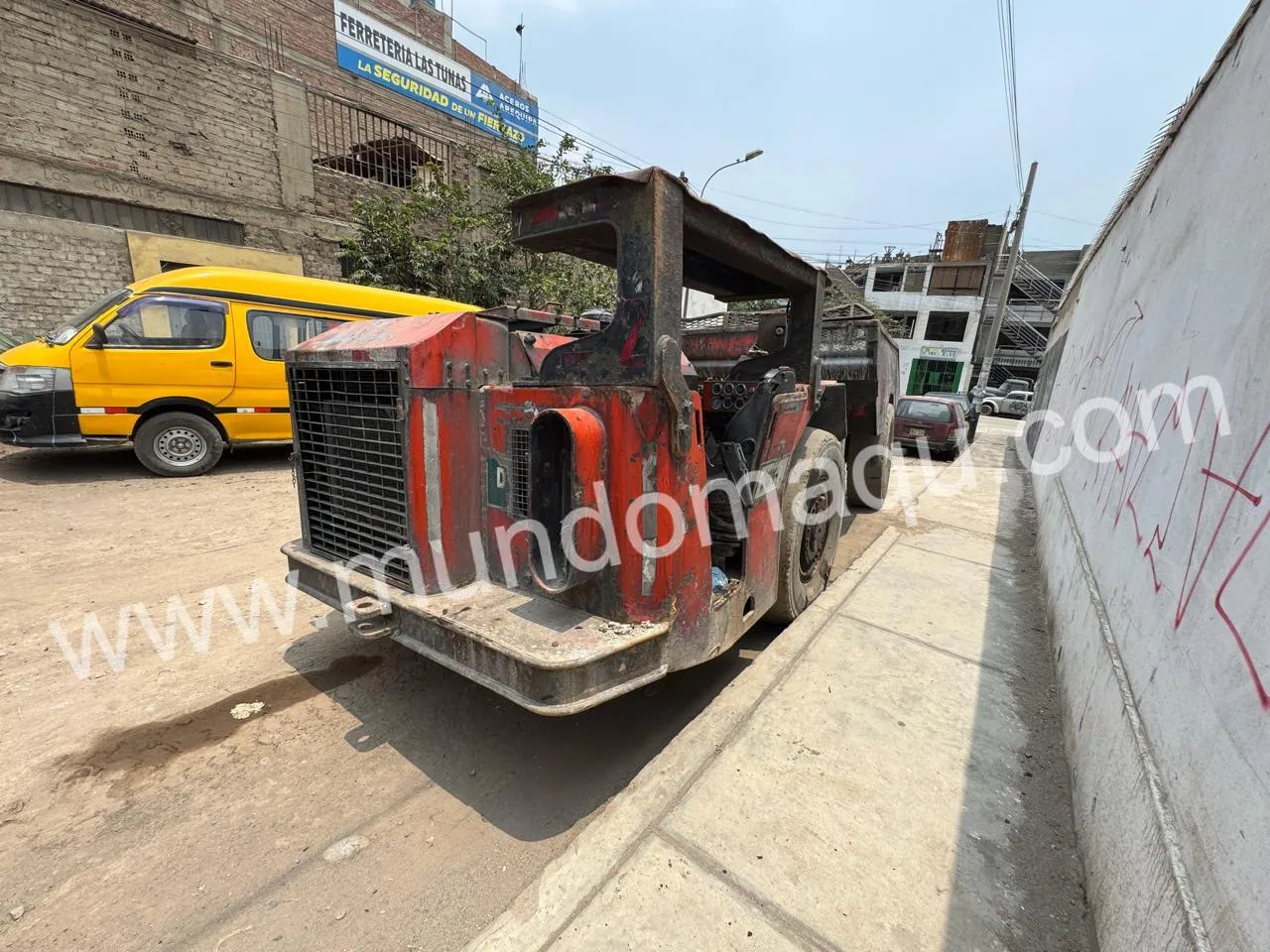 Dumper SANDVIK EJC415 (2014) - Foto # 1