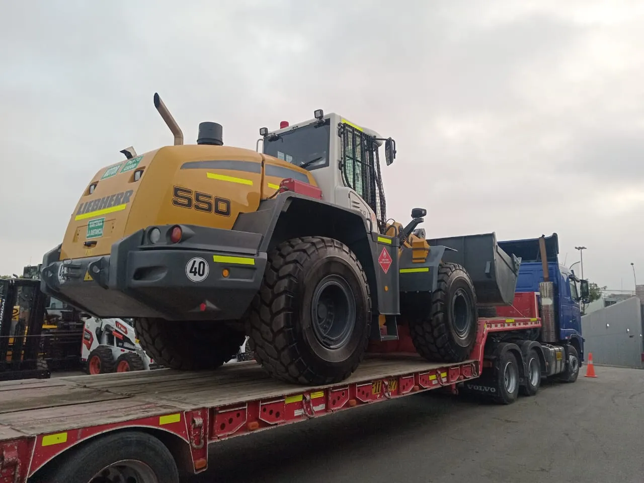 Cargador frontal LIEBHERR L550 (2021) - Foto # 3