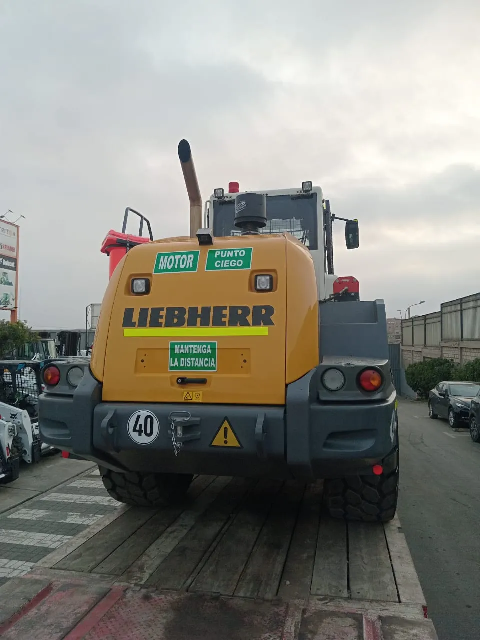 Cargador frontal LIEBHERR L550 (2021) - Foto # 2