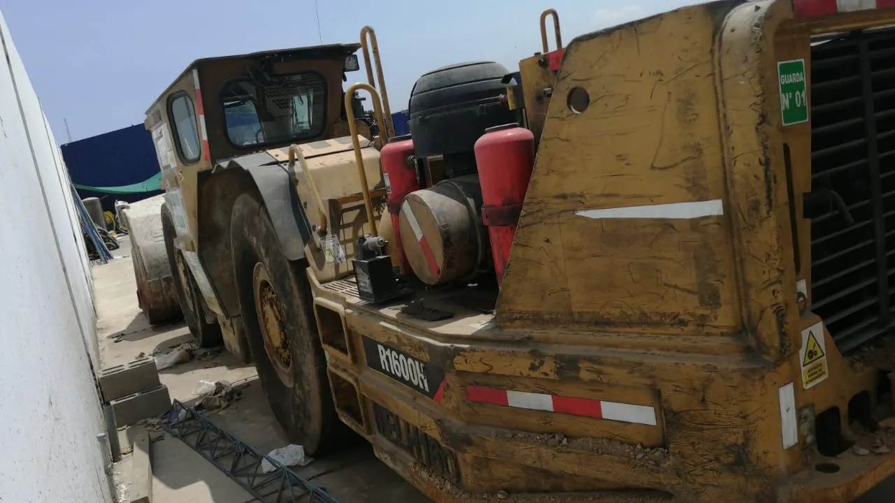 Cargador de bajo perfil CATERPILLAR R1600H (2018) - Foto # 3