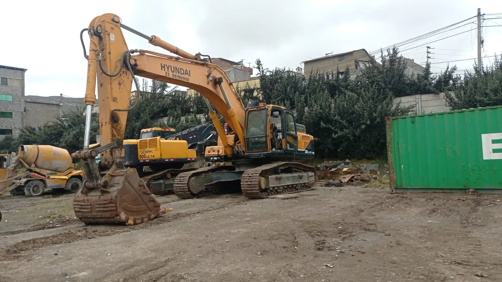 Excavadora HYUNDAI ROBEX 380 LC-9SH  (2013) - Foto # 8