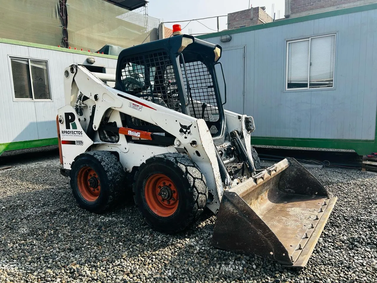 Minicargador BOBCAT S650 (2013) - Foto # 8