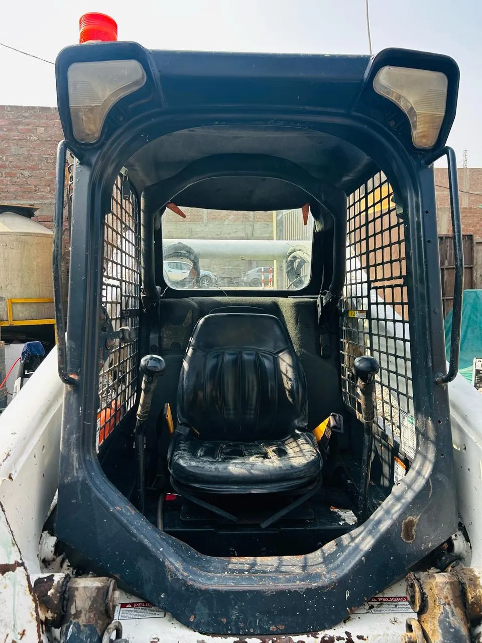 Minicargador BOBCAT S650 (2013) - Foto # 5