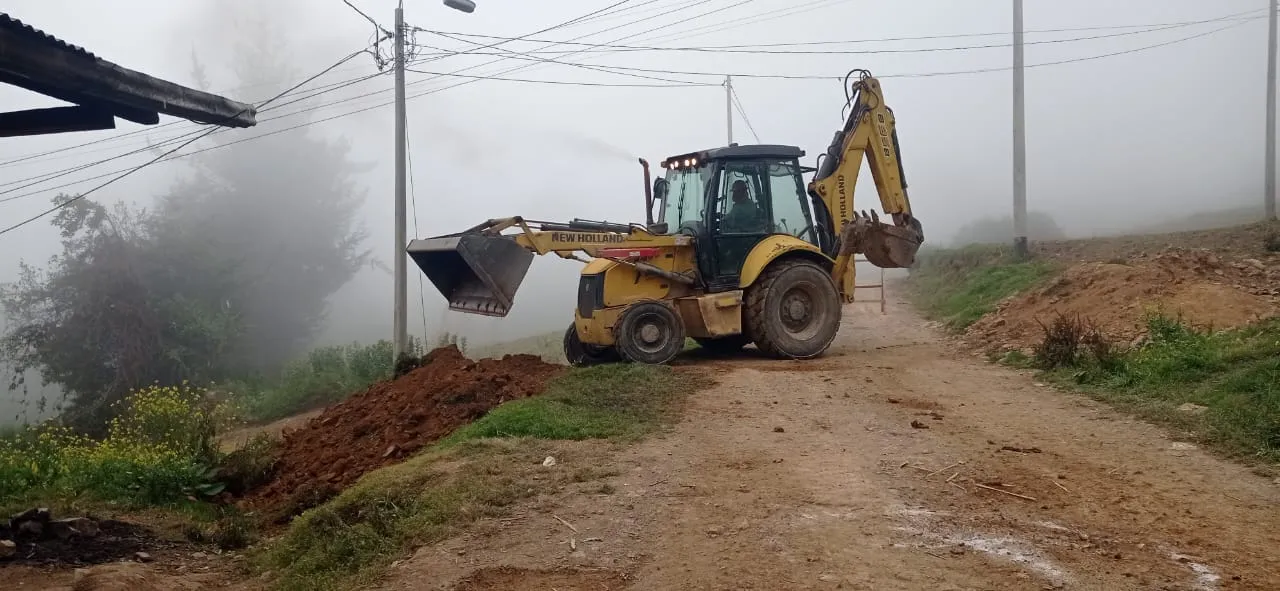 Retroexcavadora NEW HOLLAND B95B (2019)