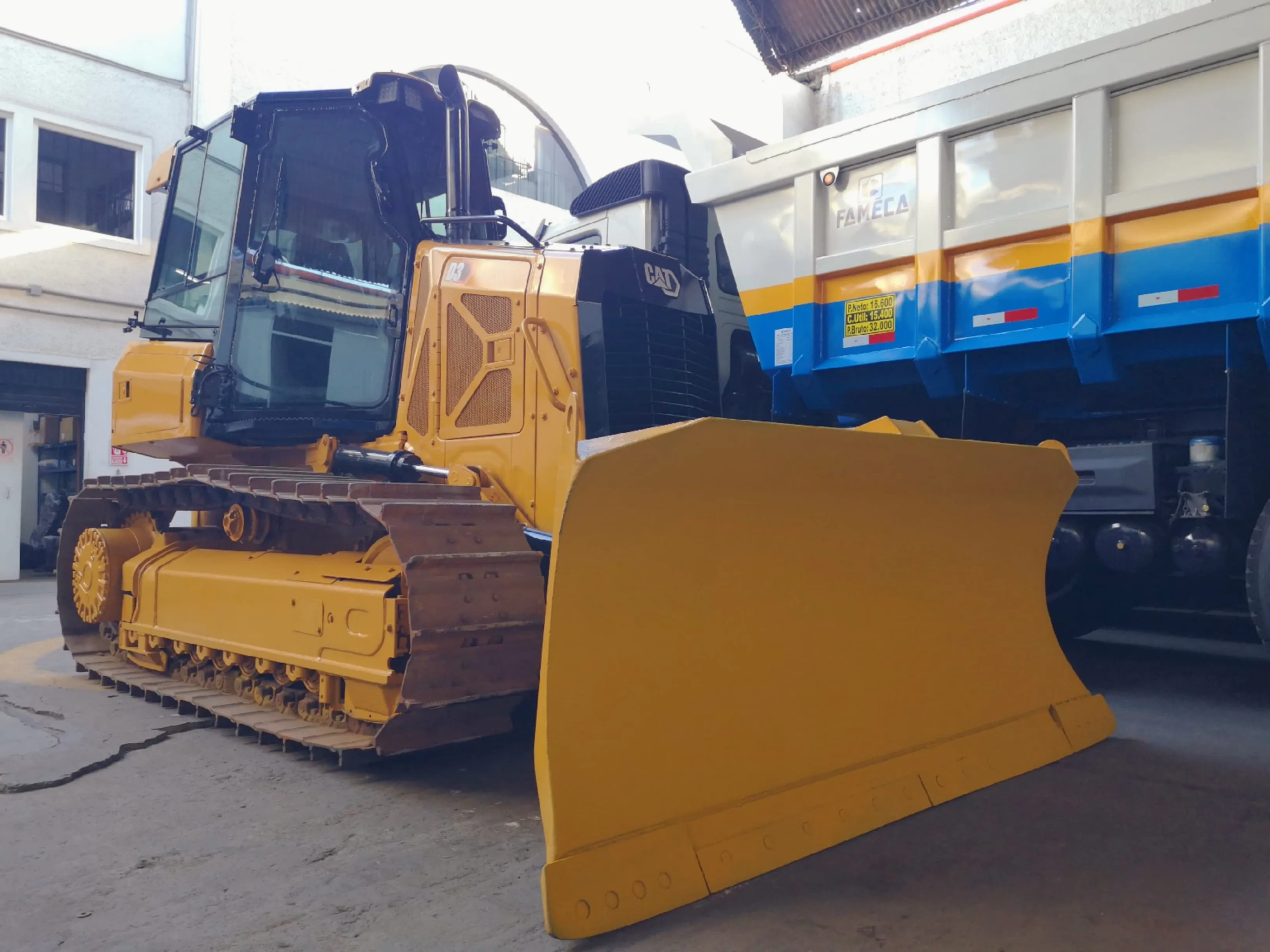 Tractor de oruga CATERPILLAR D3 (2021)