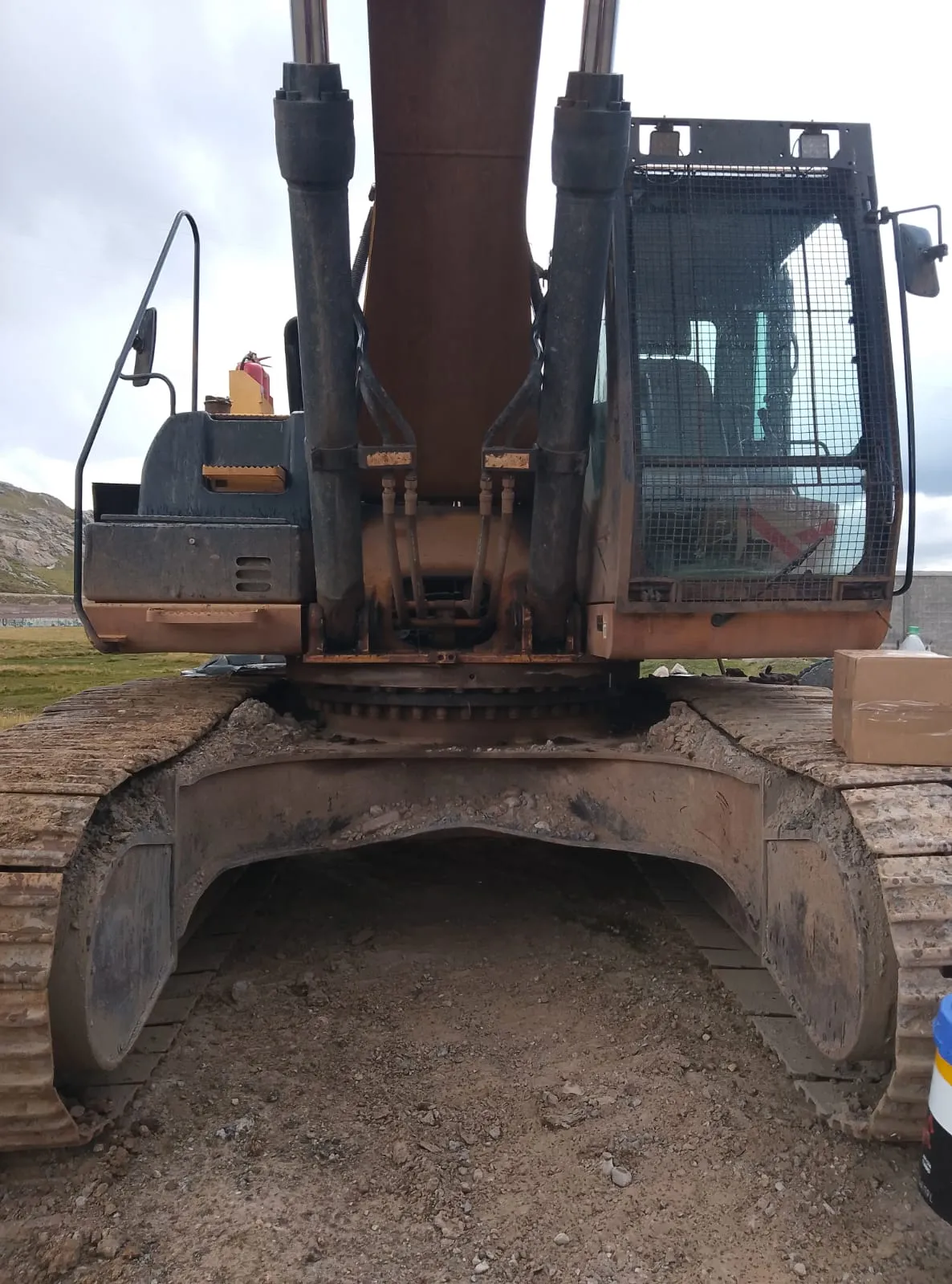Excavadora CATERPILLAR 336DL (2015) - Foto # 3