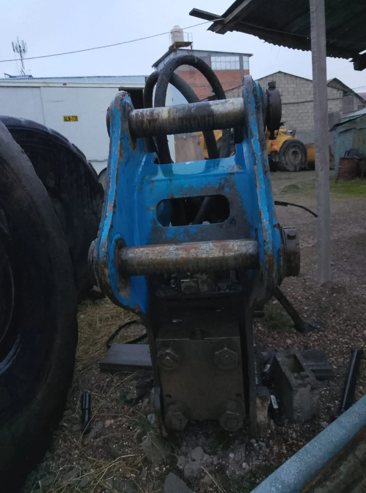 Excavadora CATERPILLAR 336DL (2015) - Foto # 2