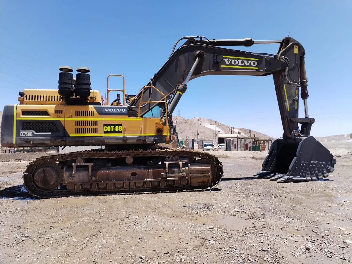 Excavadora VOLVO EC750 DL (2022)