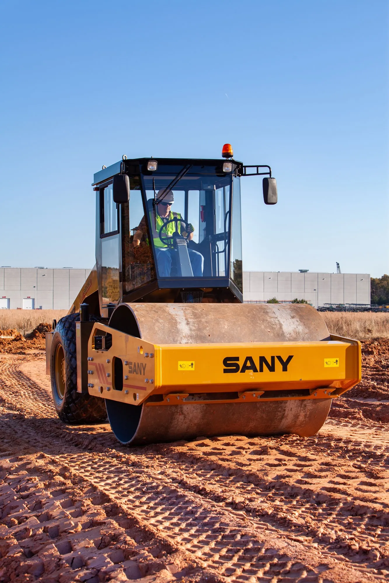 Rodillo SANY SSR120C-10 (2023) - Foto # 2