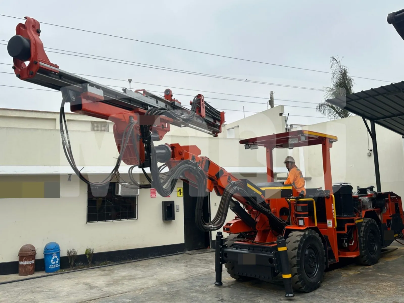 Jumbo SANDVIK DD310 (2014)