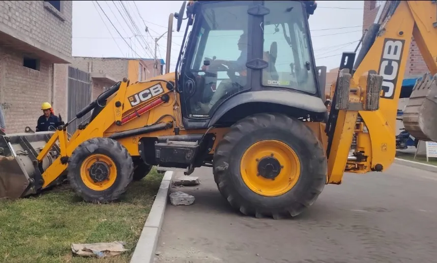 Retroexcavadora JCB 3CX ECO (2023) - Foto # 3