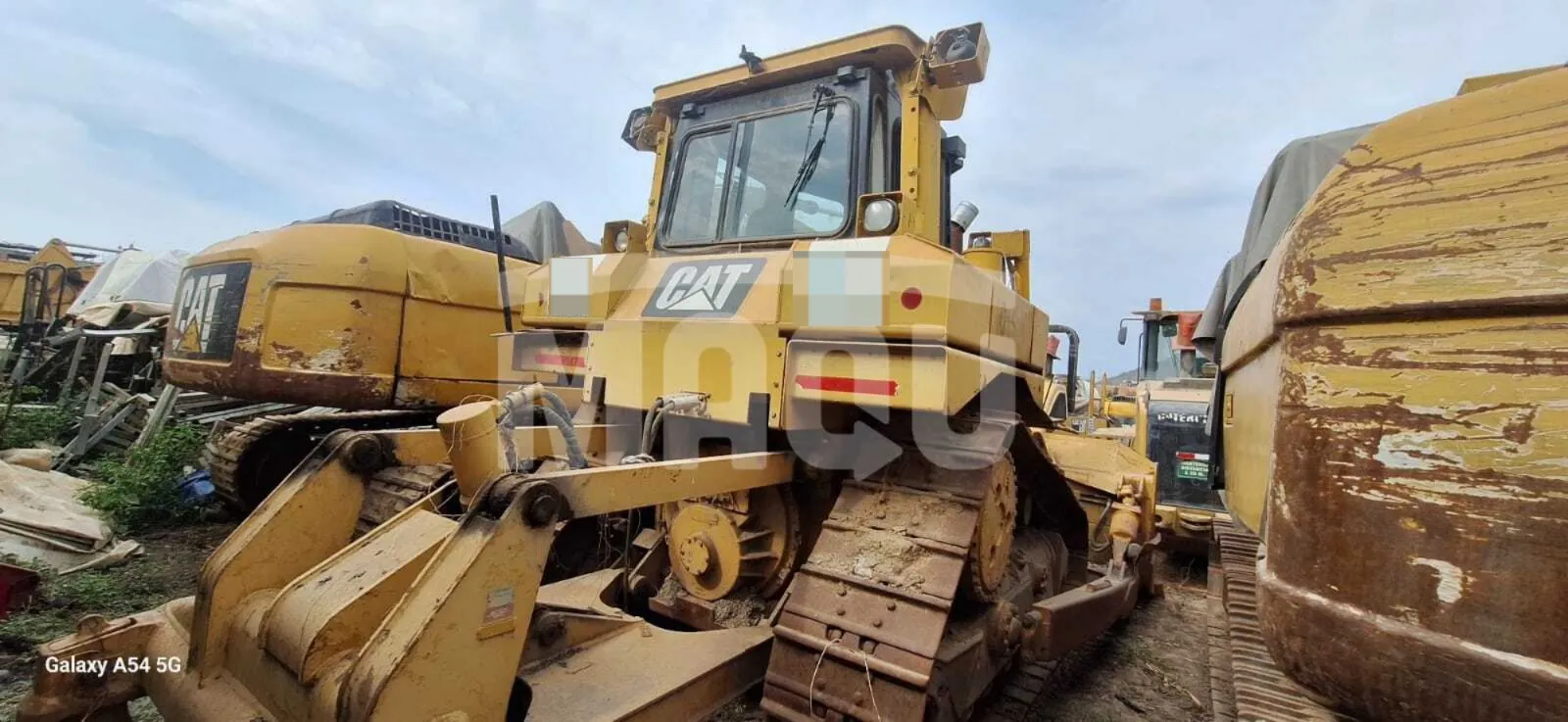 Tractor de oruga CATERPILLAR D6T (2010)