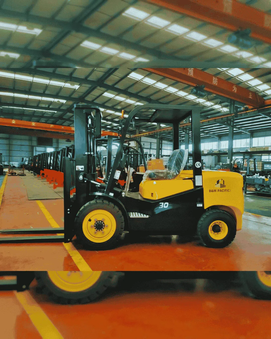Montacargas HUATENG CPC 3.0T (2025) - Foto # 3