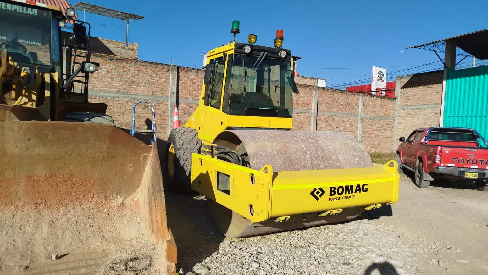 Rodillo BOMAG WB211-D40 (2014) - Foto # 5