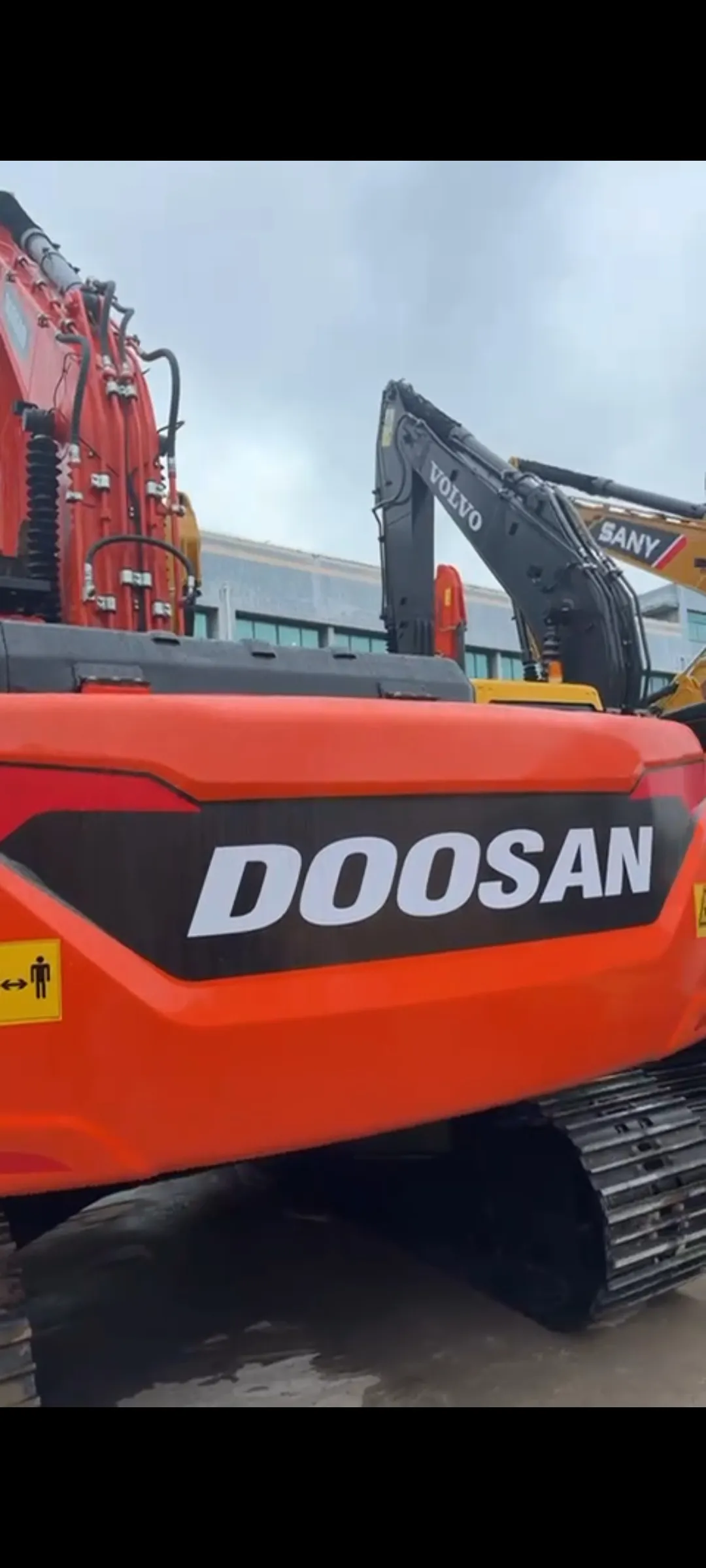 Excavadora DOOSAN 225 (2017) - Foto # 4