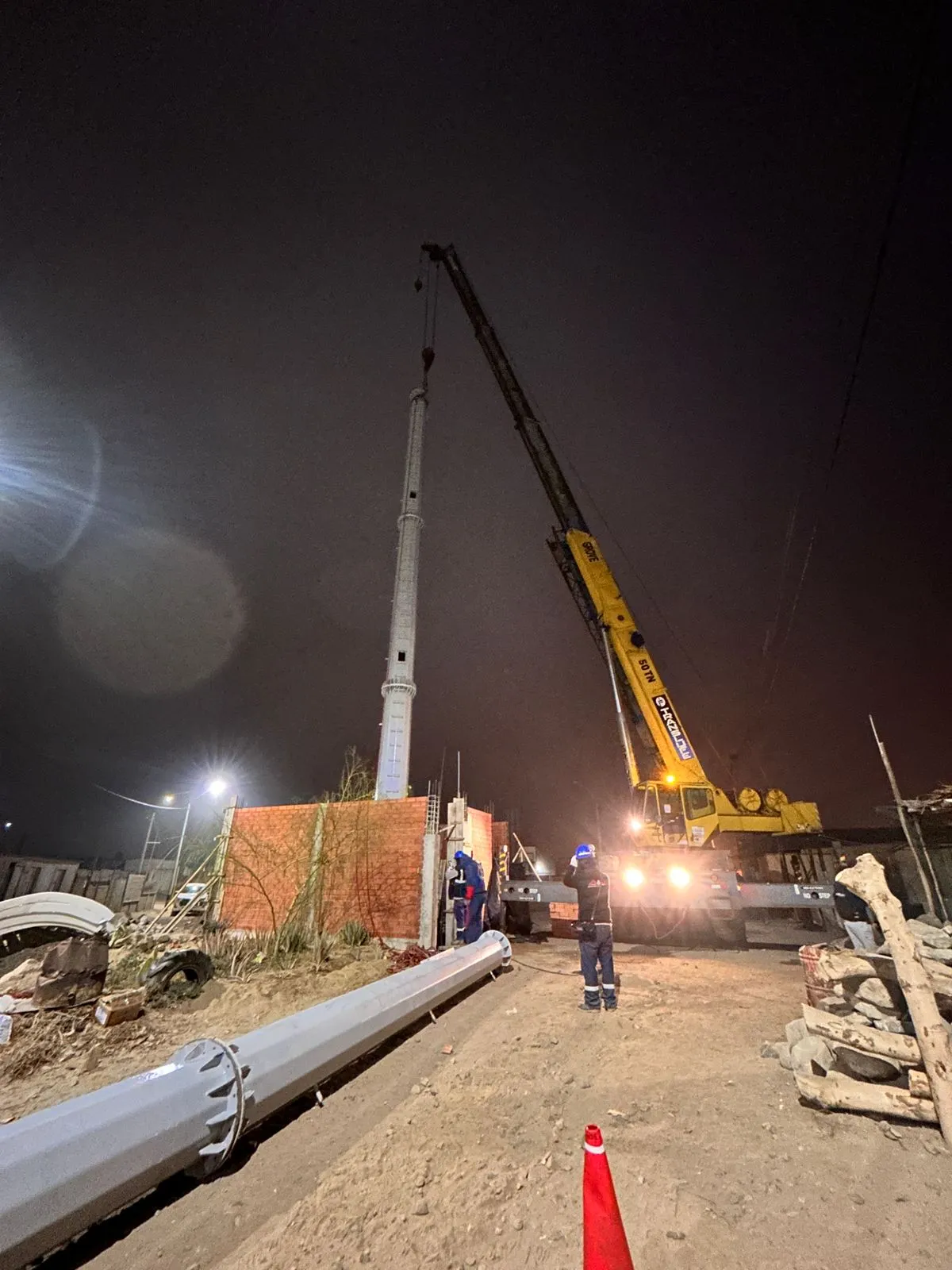 Plataforma de elevación GROVE RT (2005) - Foto # 3