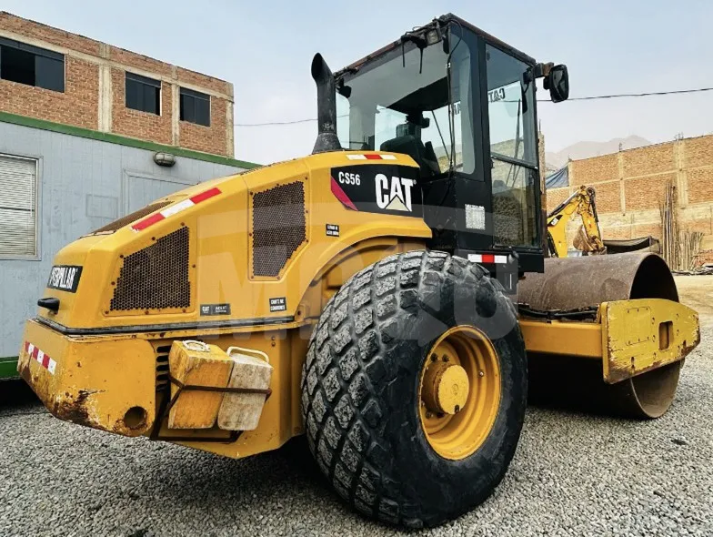 Rodillo CATERPILLAR CS56 (2010)