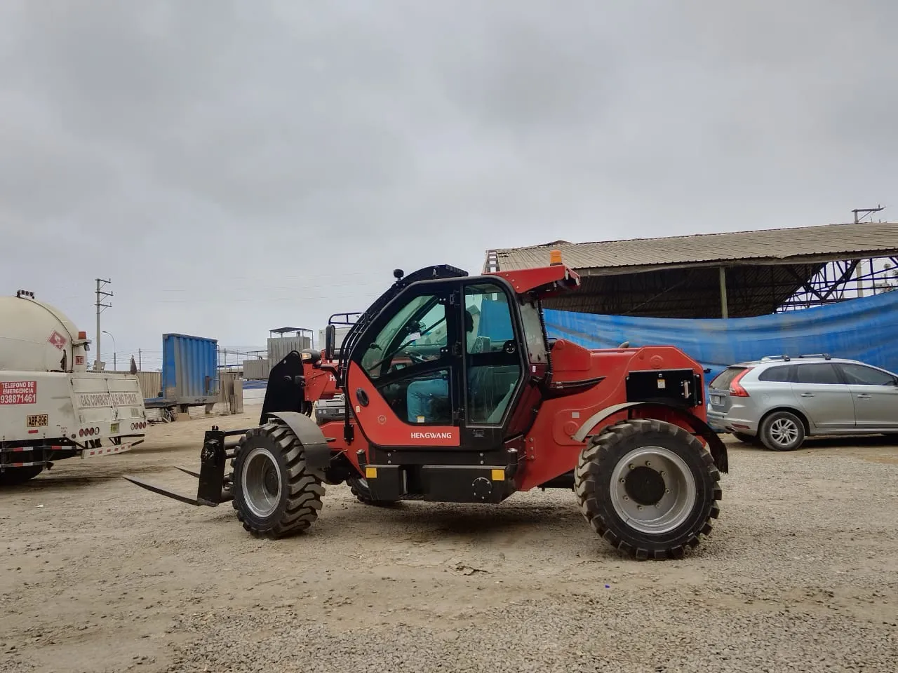 Telehandler HENGWANG HW3007 (2025) - Foto # 4