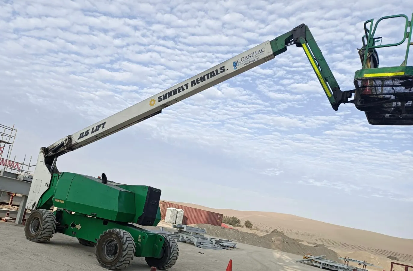 Plataforma de elevación JLG 800 AJ (2016)