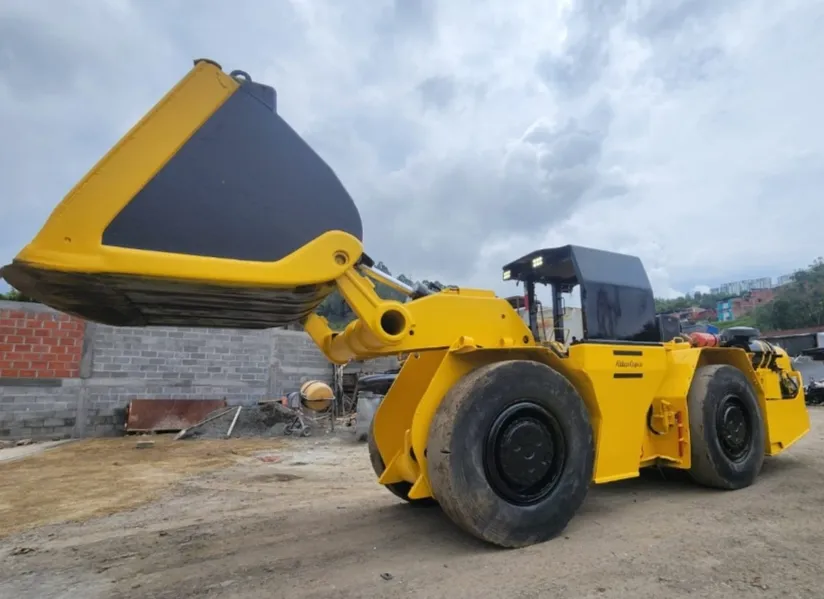 Cargador de bajo perfil ATLAS COPCO SCOOPTRAM ST 2G (2013)