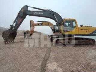 Excavadora sobre orugas VOLVO EC290BLC (2002)