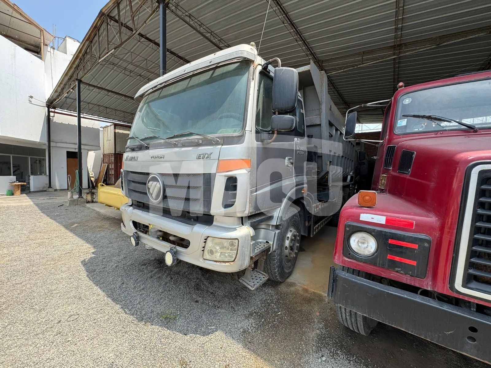 Volquete FOTON AUMANN (2013)