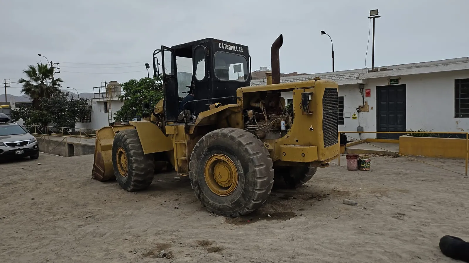 Cargador frontal CATERPILLAR 966 C (1993) - Foto # 2