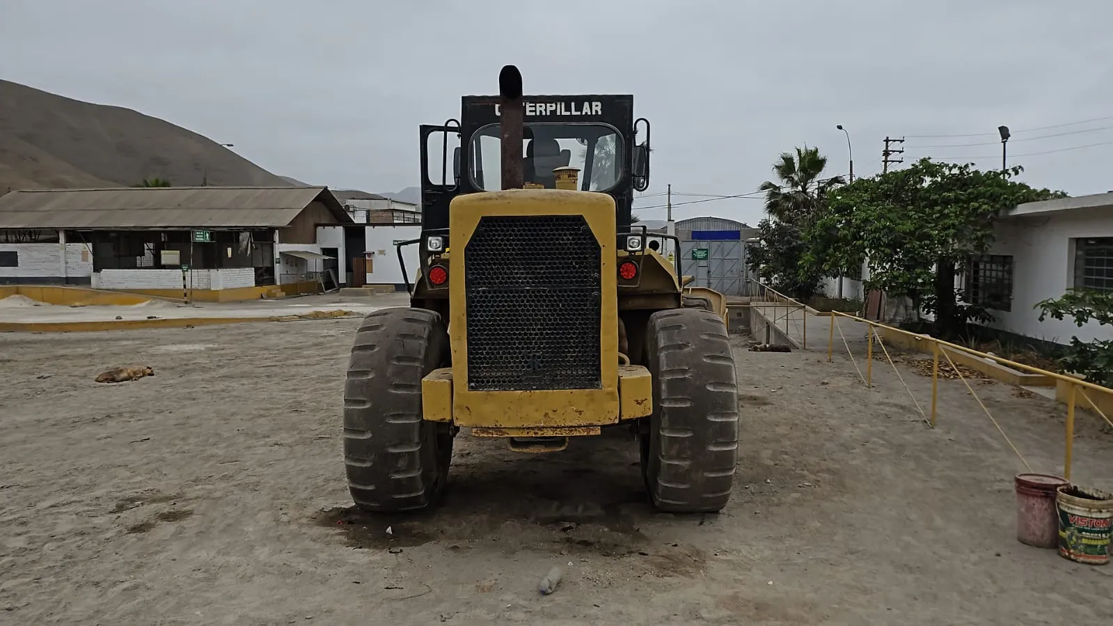 Cargador frontal CATERPILLAR 966 C (1993) - Foto # 3