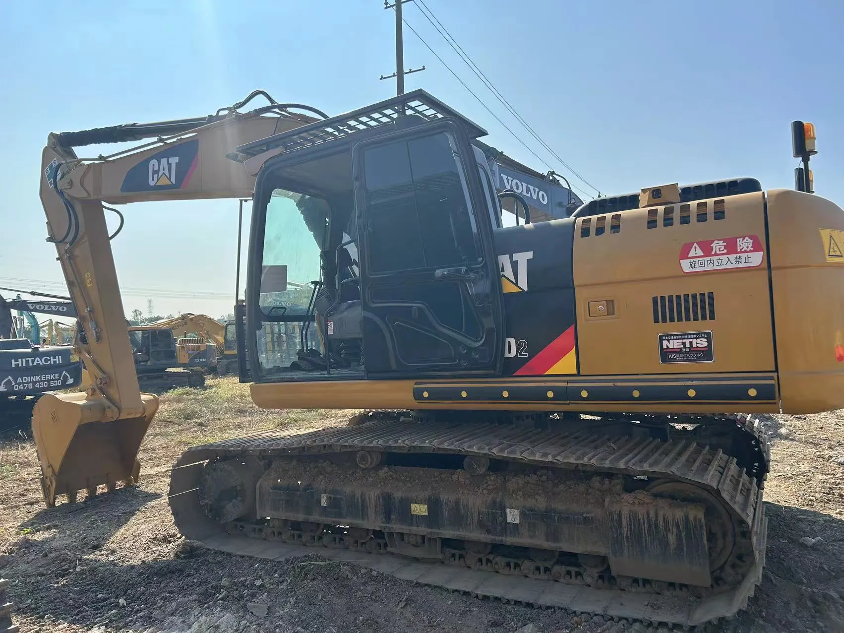 Excavadora CATERPILLAR 320 (2023) - Foto # 2