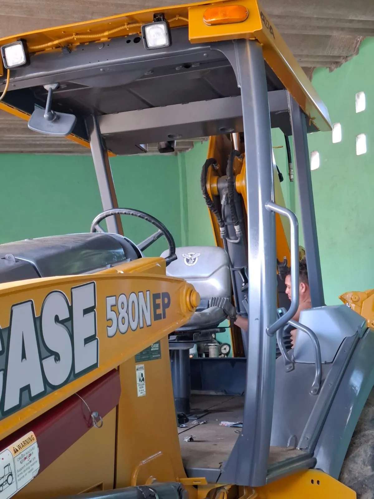 Retroexcavadora CASE 580N EP (2016) - Foto # 5