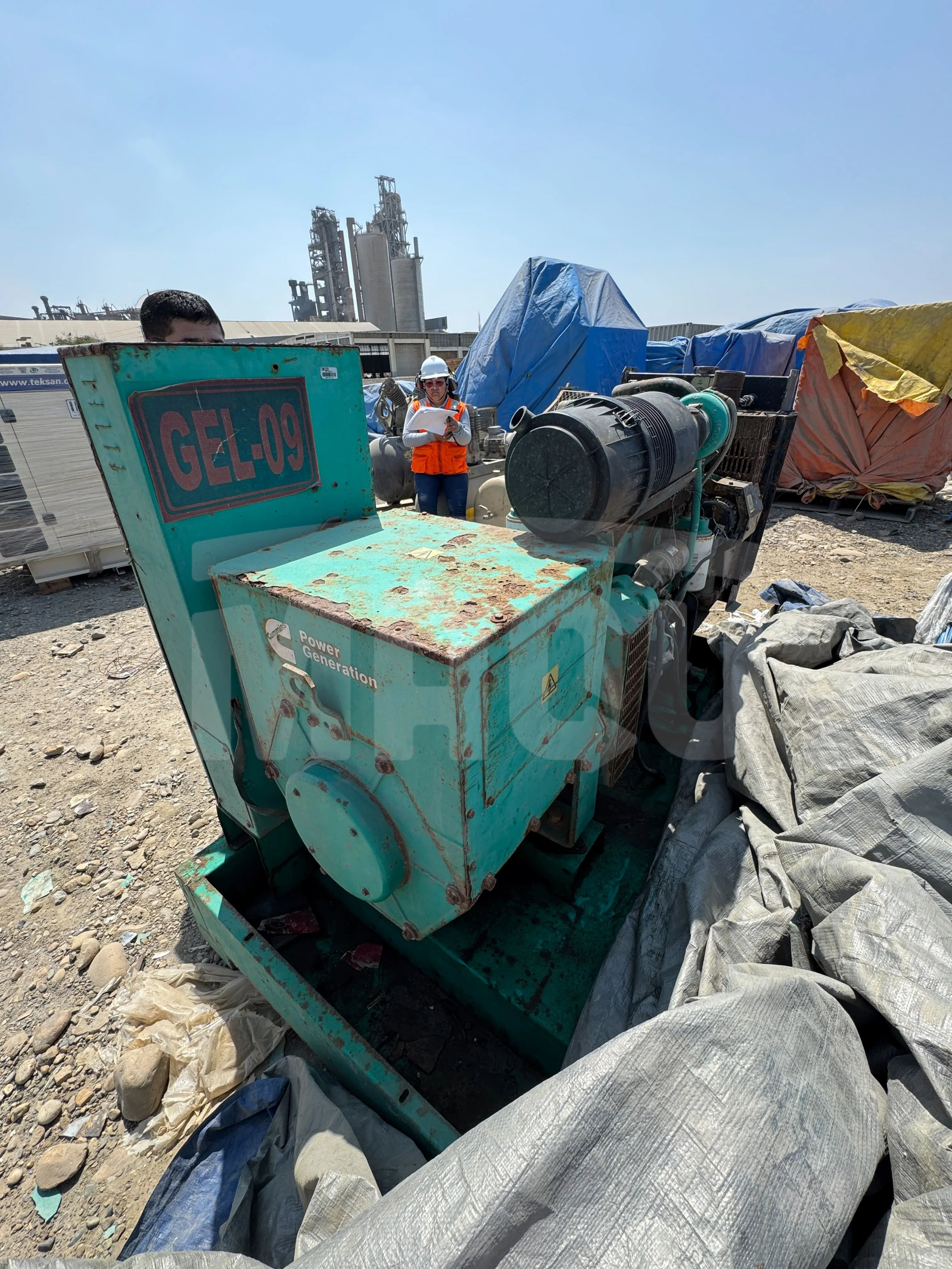 Grupo electrógeno CUMMINS C80 (2010)