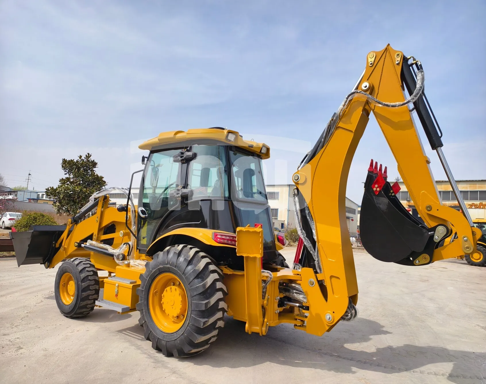 Retroexcavadora CATERPILLAR 420E (2023)