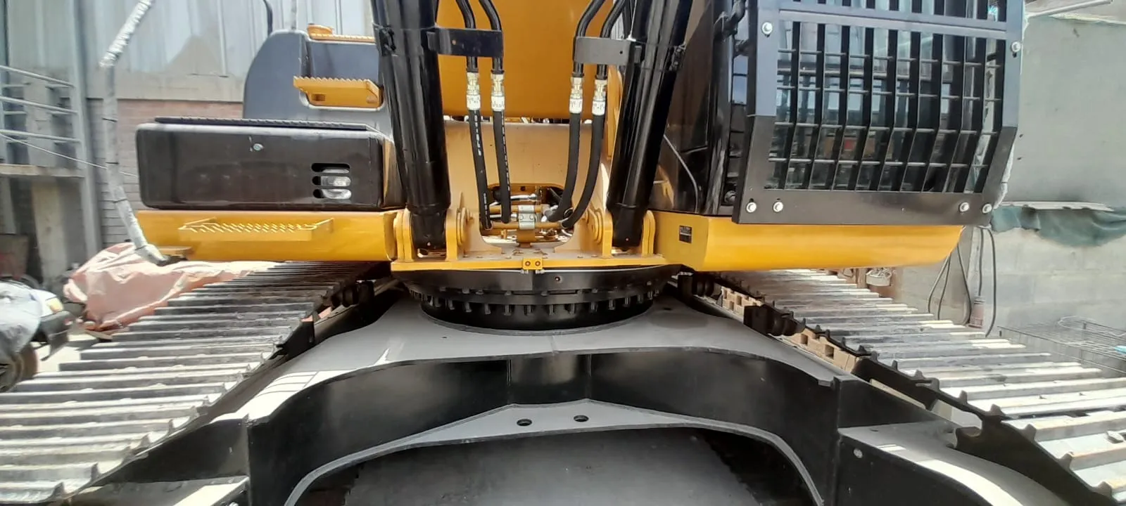 Excavadora CATERPILLAR 330D2L (2018) - Foto # 4