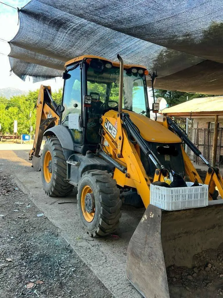 Retroexcavadora JCB 3CX (2013)