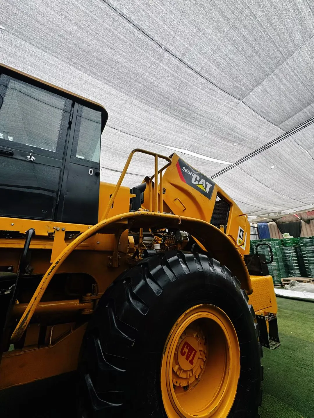 Cargador frontal CATERPILLAR 966H (2017)