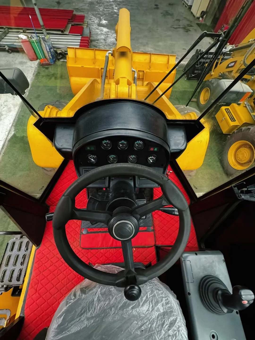 Cargador frontal CATERPILLAR 966H (2017) - Foto # 4