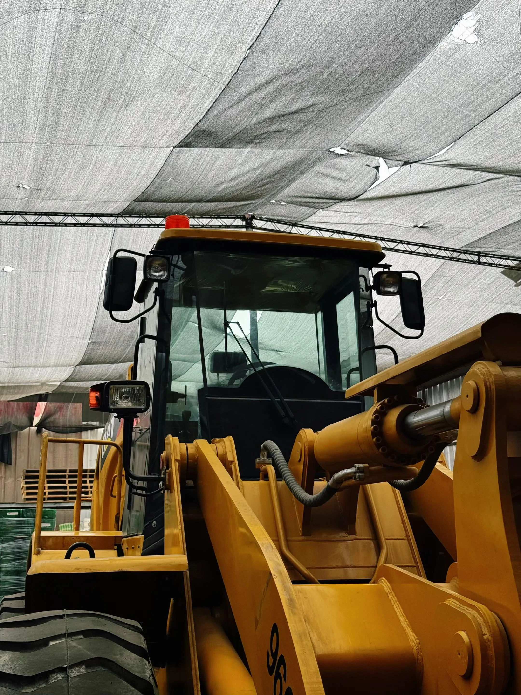 Cargador frontal CATERPILLAR 966H (2017) - Foto # 7