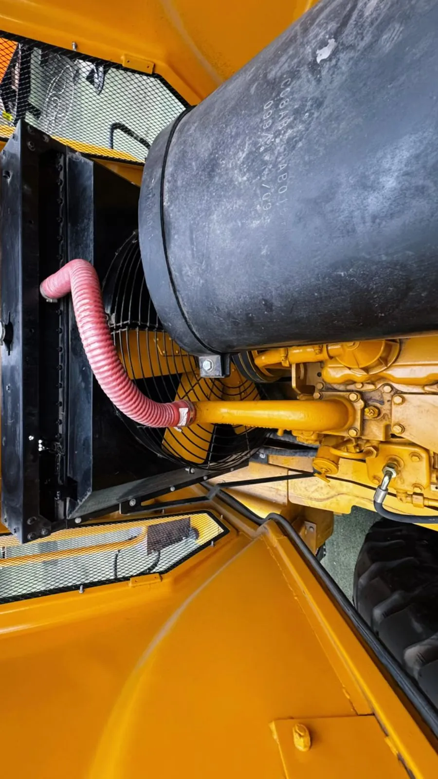 Cargador frontal CATERPILLAR 966H (2017) - Foto # 9