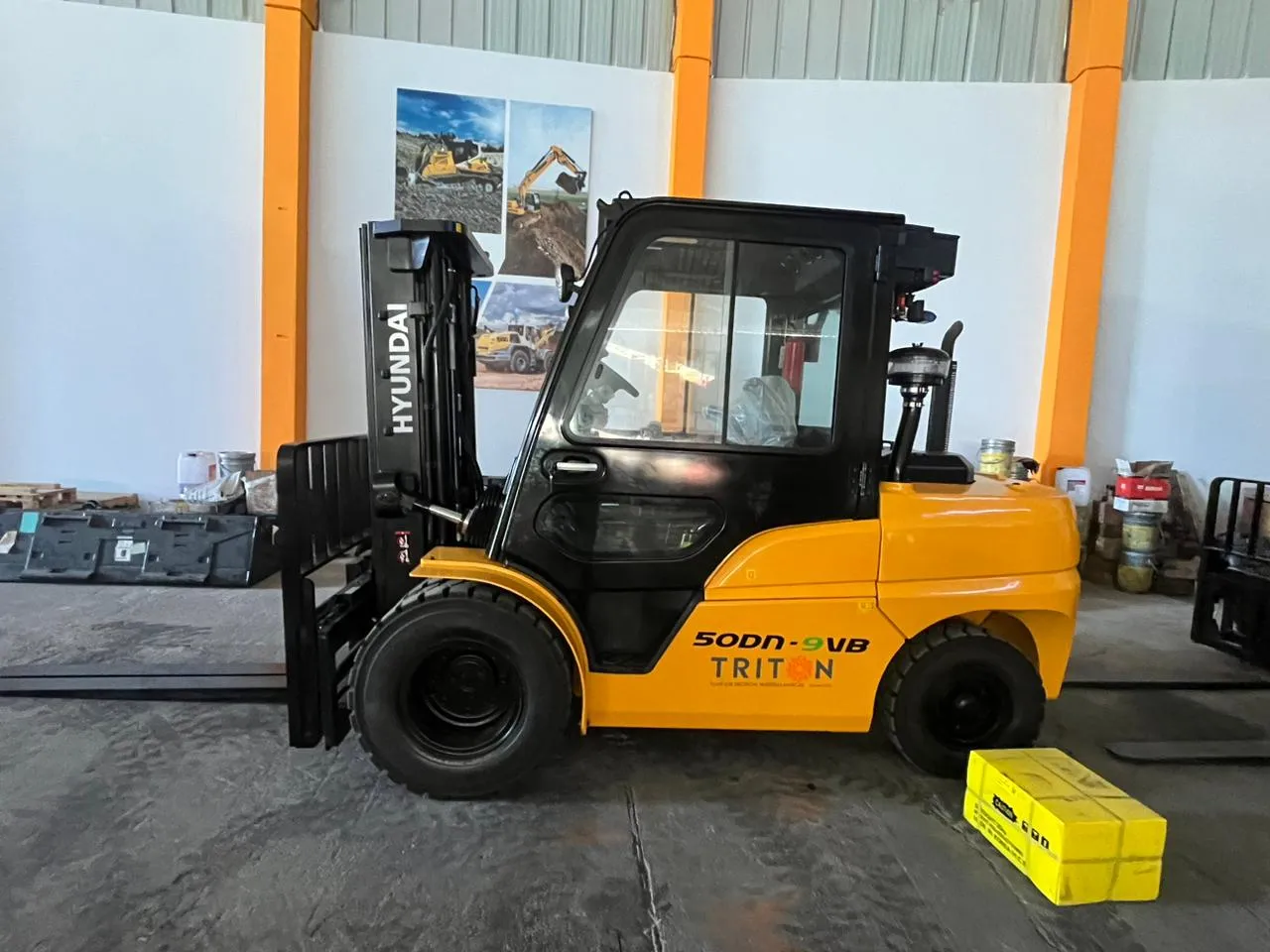 Montacargas HYUNDAI 50DN-9VB (2024) - Foto # 3