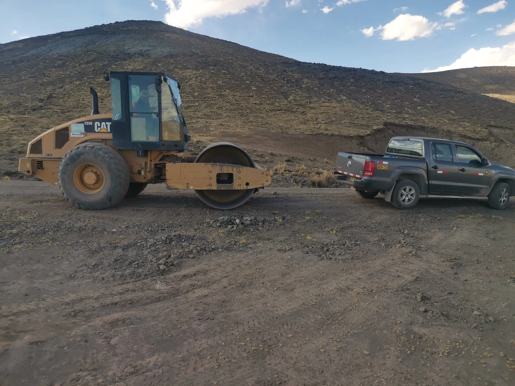 Rodillo CATERPILLAR CS56 (2010)