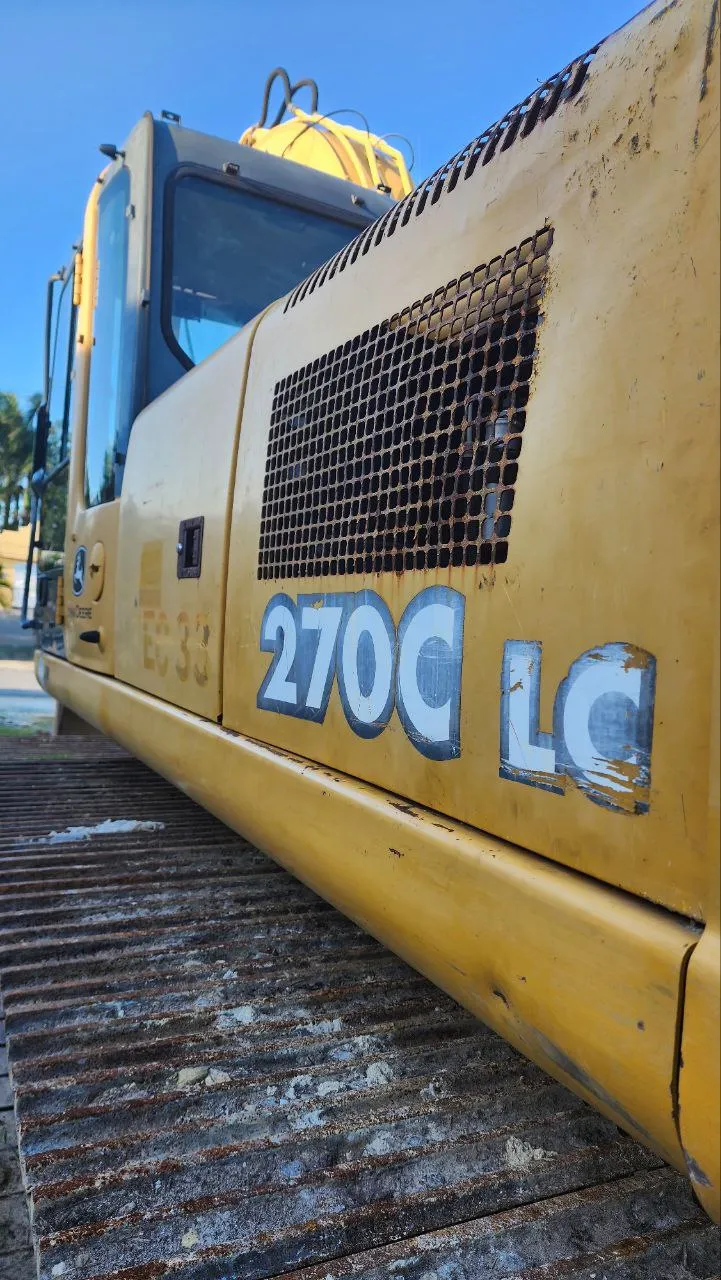 Excavadora JOHN DEERE 270C LC (2006) - Foto # 8