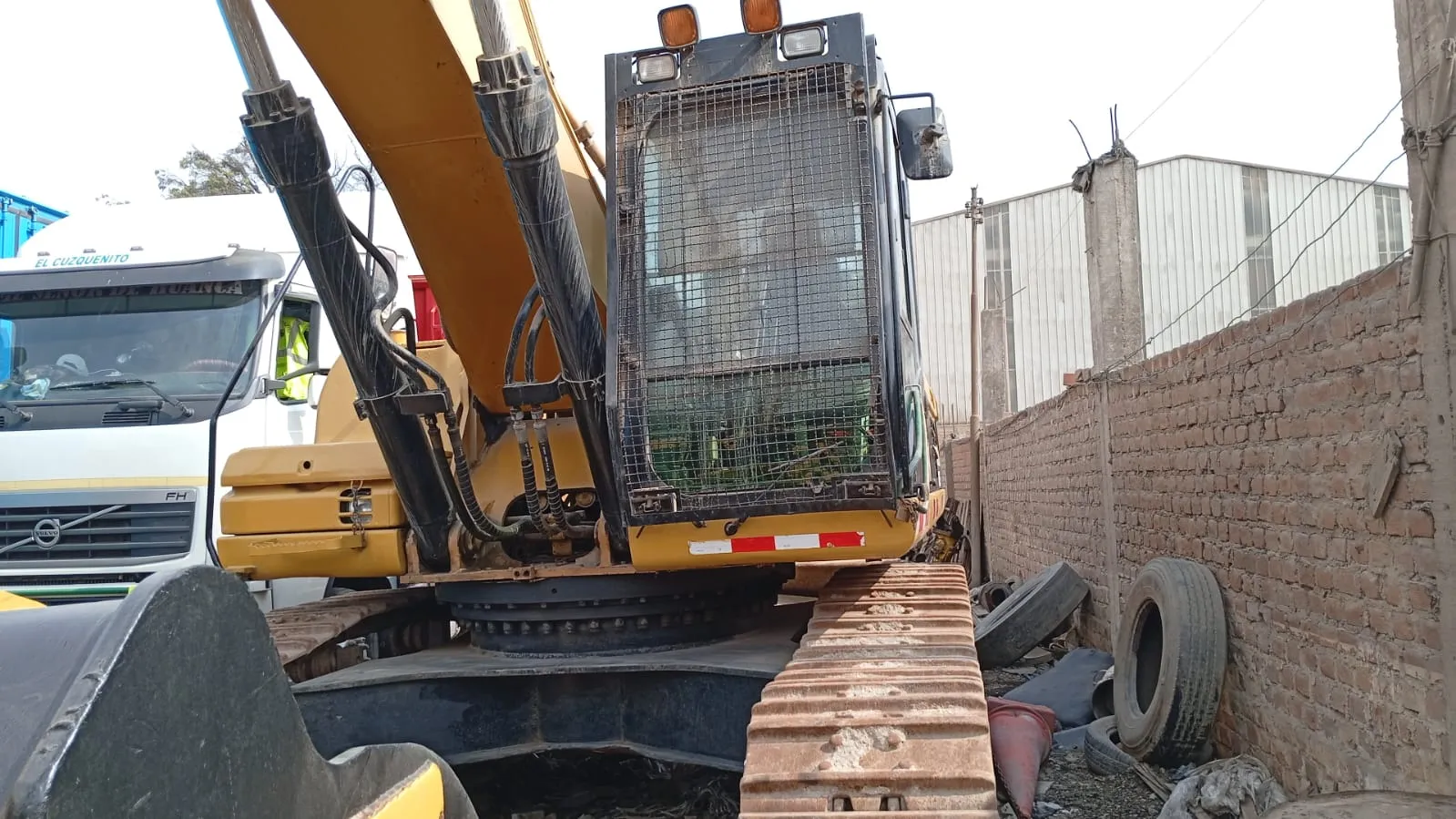 Excavadora CATERPILLAR 336DL (2014) - Foto # 3