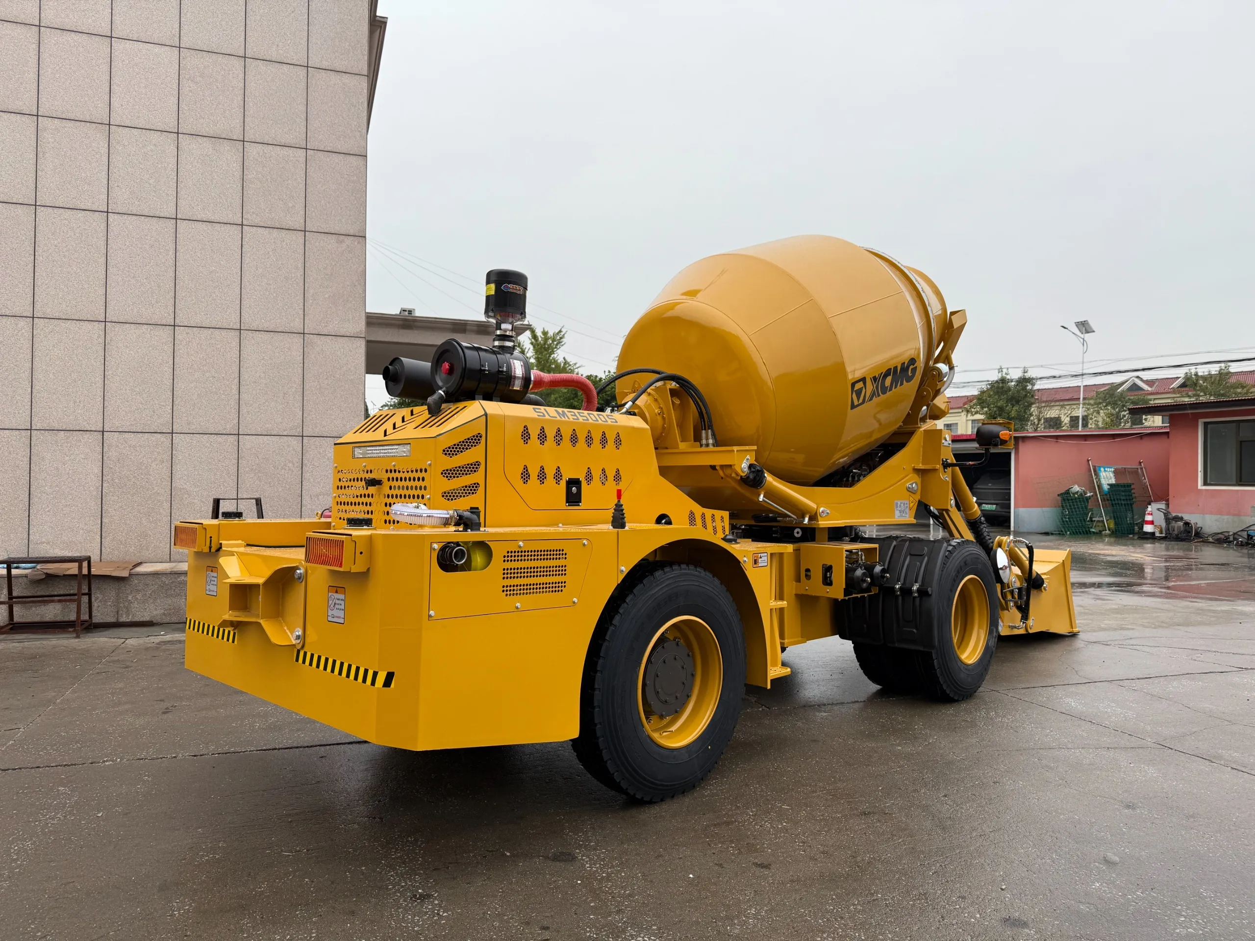 Autohormigonera XCMG SLM3500S (2025) - Foto # 4