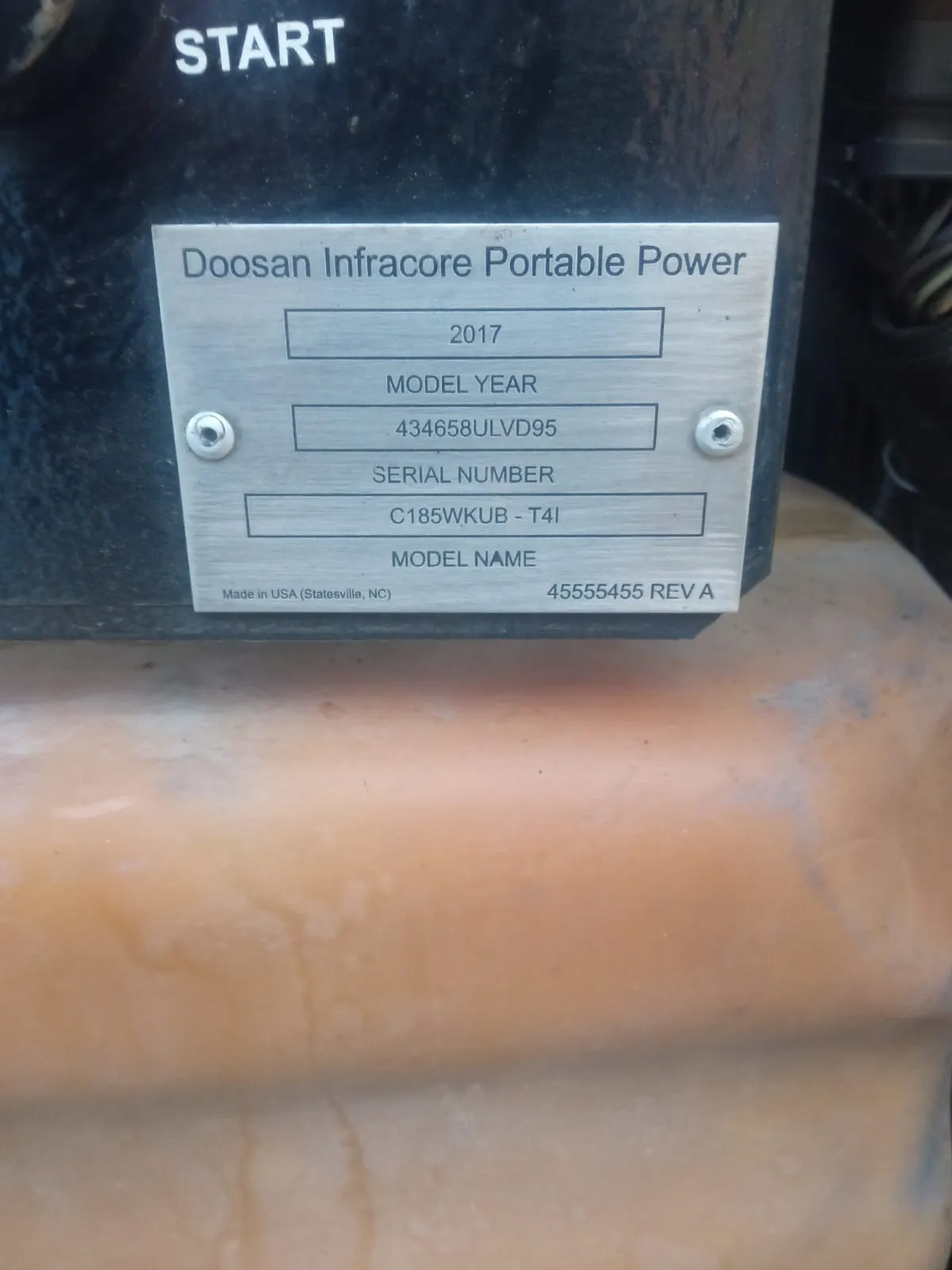 Compresora de aire DOOSAN C-185 (2017) - Foto # 4