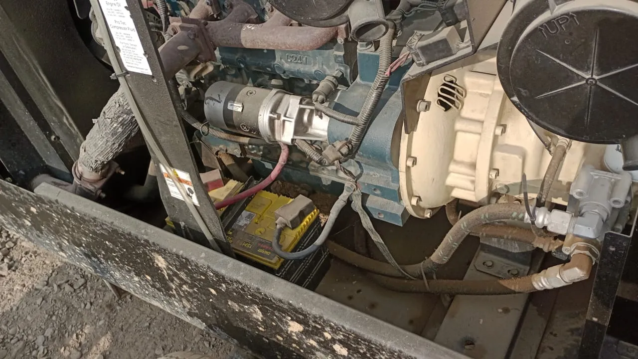 Compresora de aire DOOSAN C-185 (2017) - Foto # 6